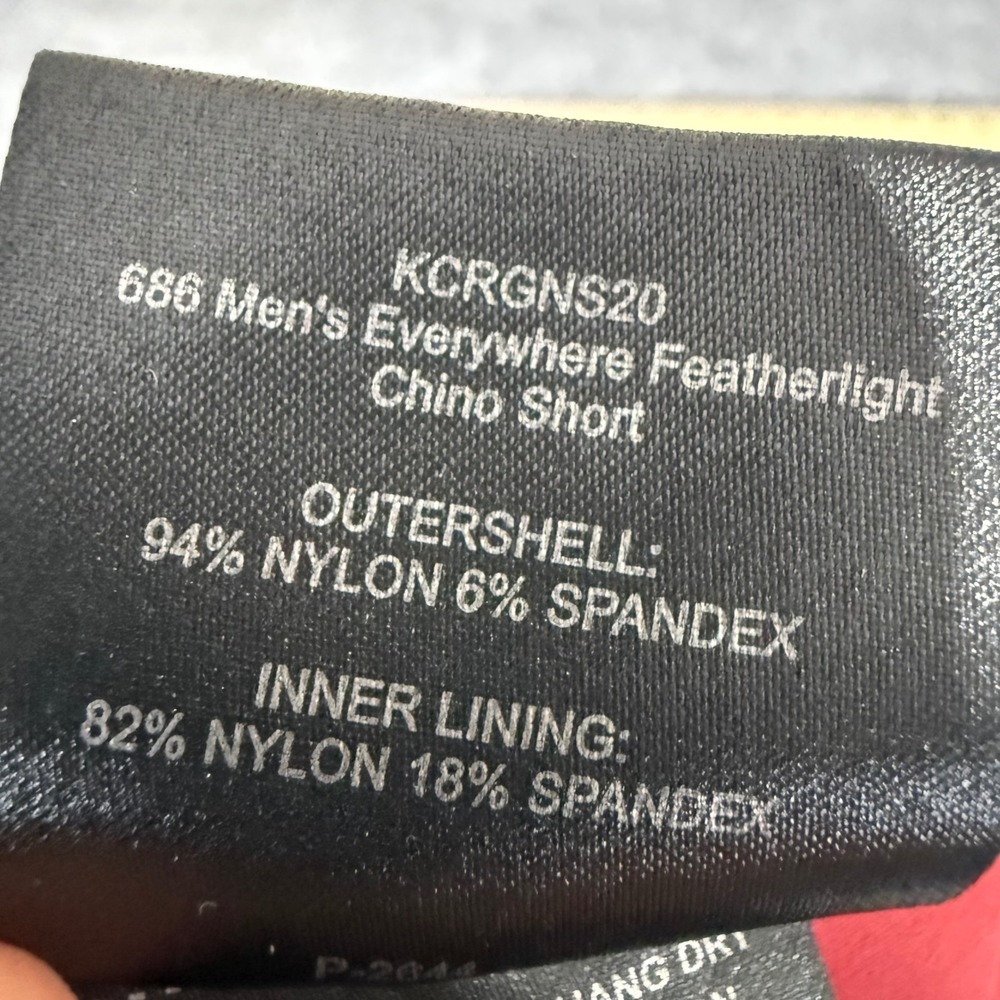 686 Everywhere Featherlight Chino Shorts Mens 32 Red Stretch Lightweight Travel - Picture 3 of 10
